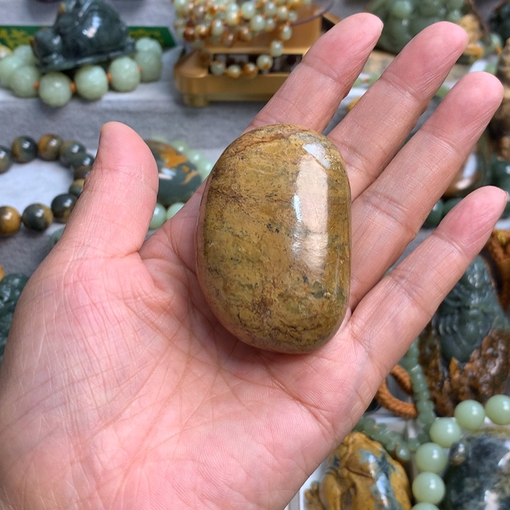 岫岩河磨玉（透闪石质玉）未镶嵌手把件百**寂