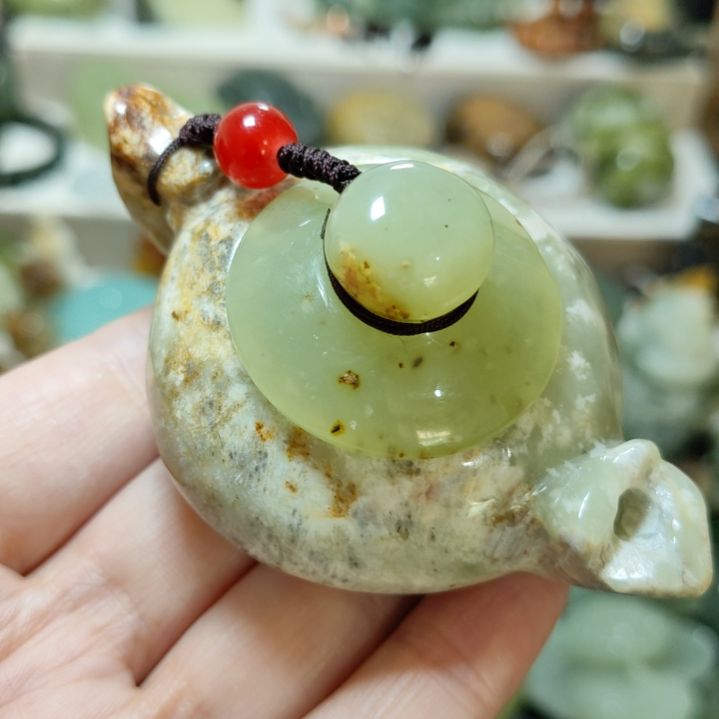 岫玉把把胡未镶嵌