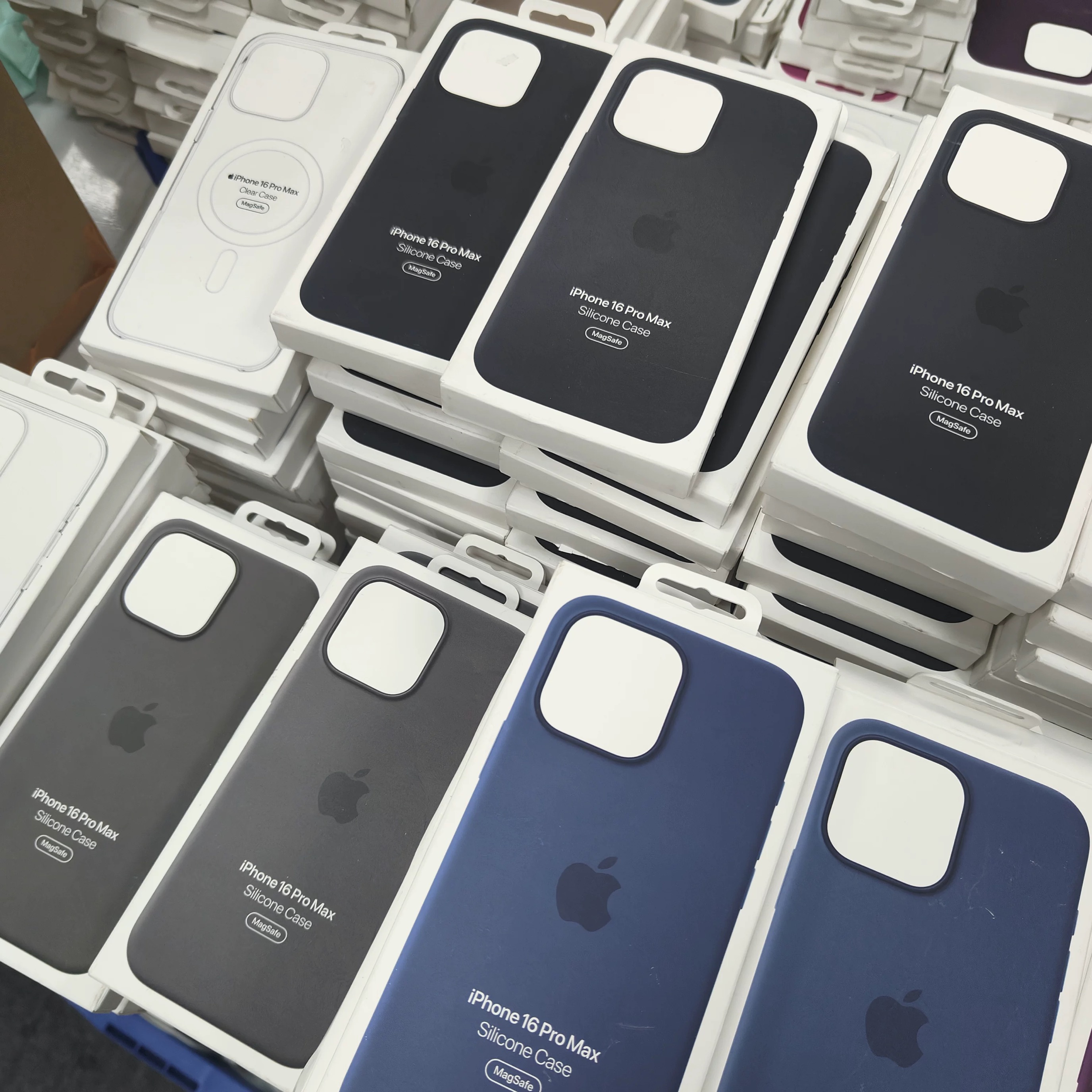 准新品 Apple/苹果 【孤品】（精织斜纹）15系列Magsafe手机壳