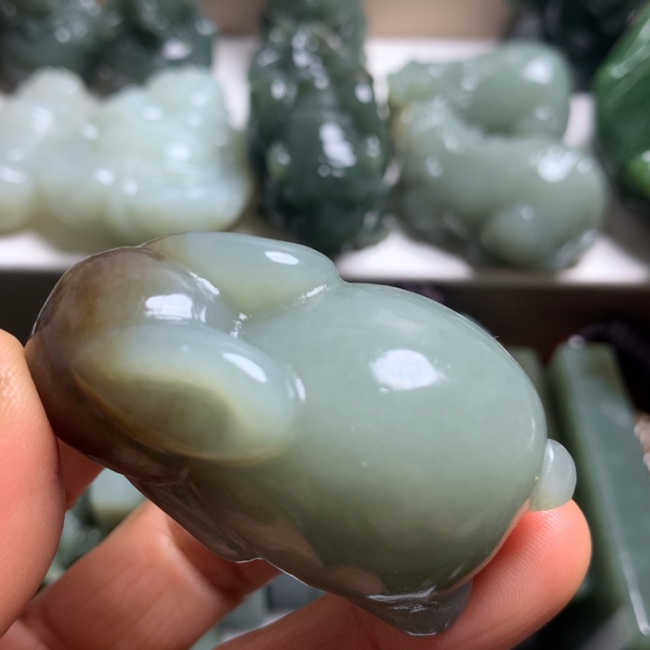 相***缘和田玉未镶嵌颈饰