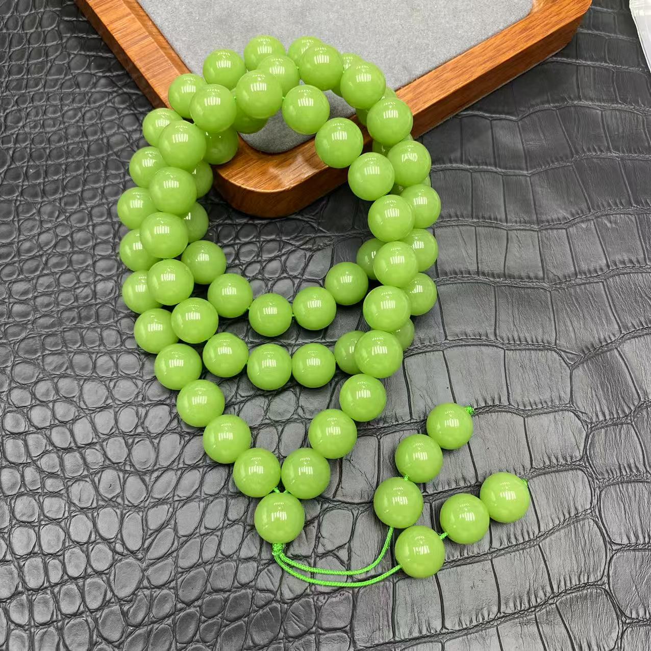 精品时尚天山雪L项链丫4101