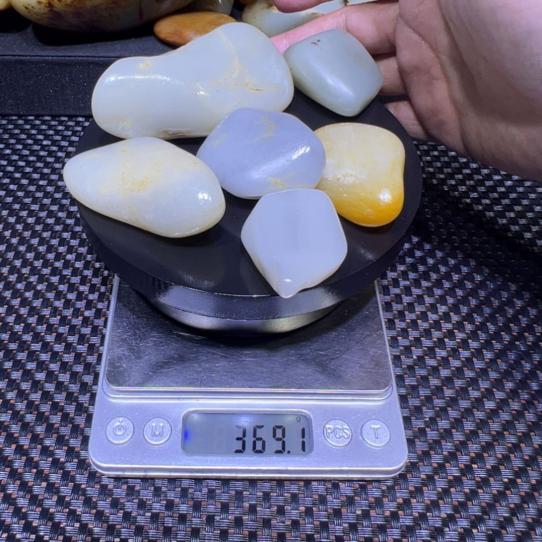 和田玉（子料）未镶嵌车挂