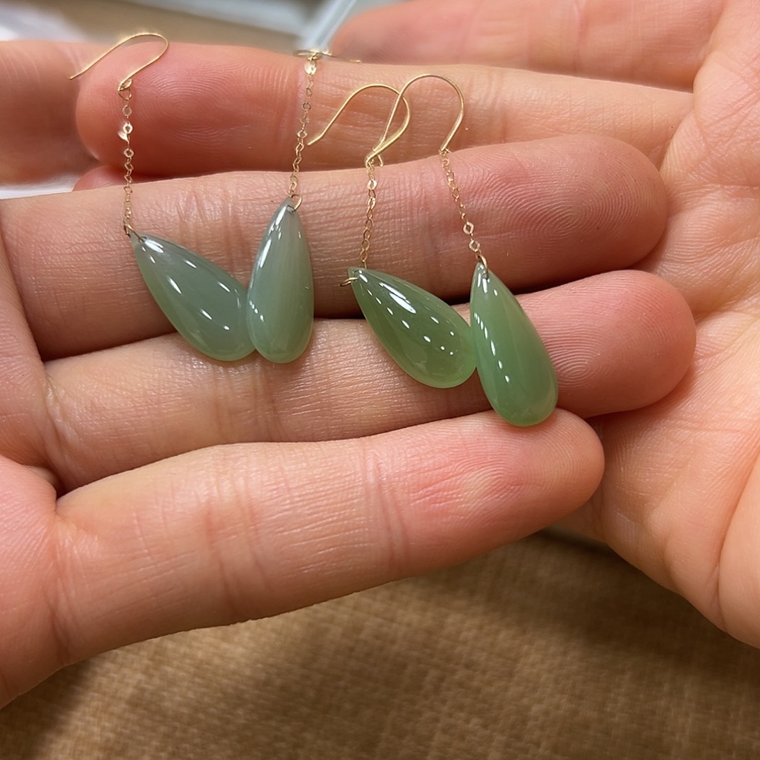 和田玉耳饰颜色多样性发货拍一发一18K金镶嵌美**瑕