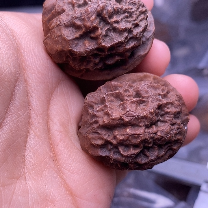 文玩核桃把件   160