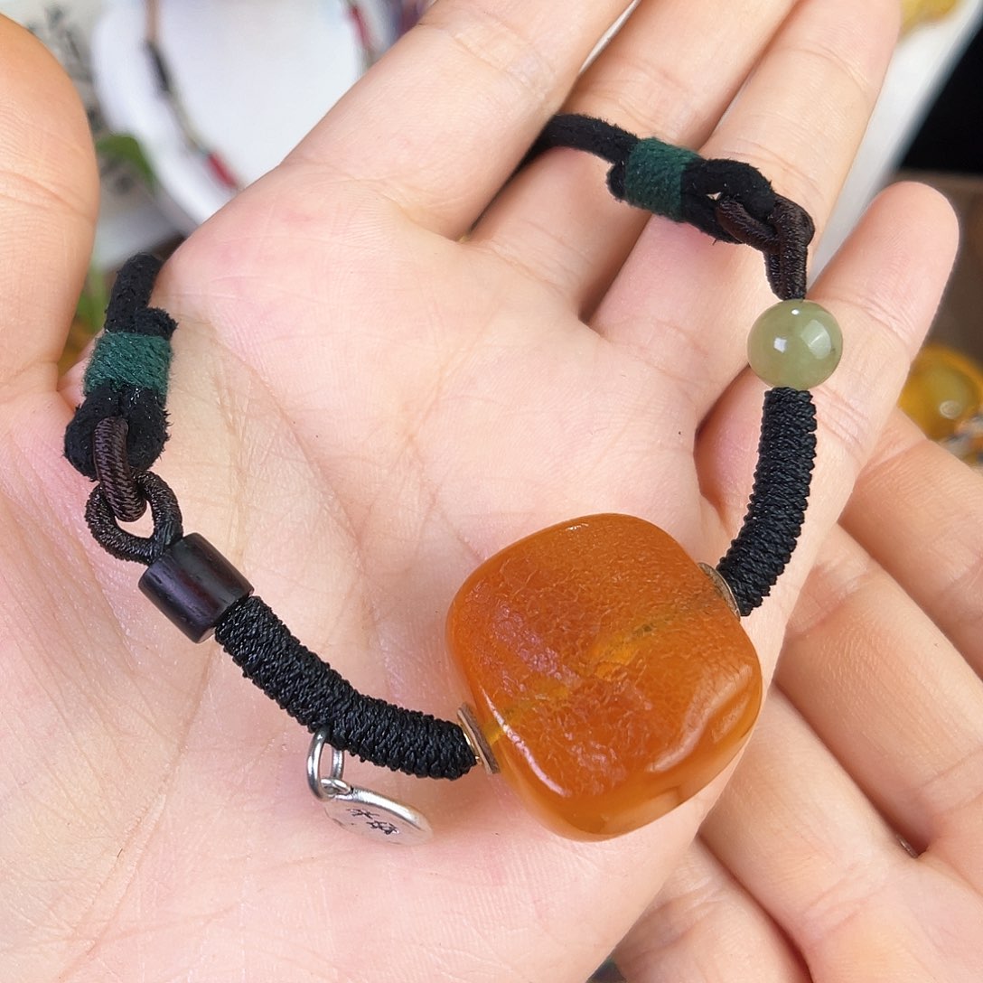 琥珀珠宝奇石未镶嵌我