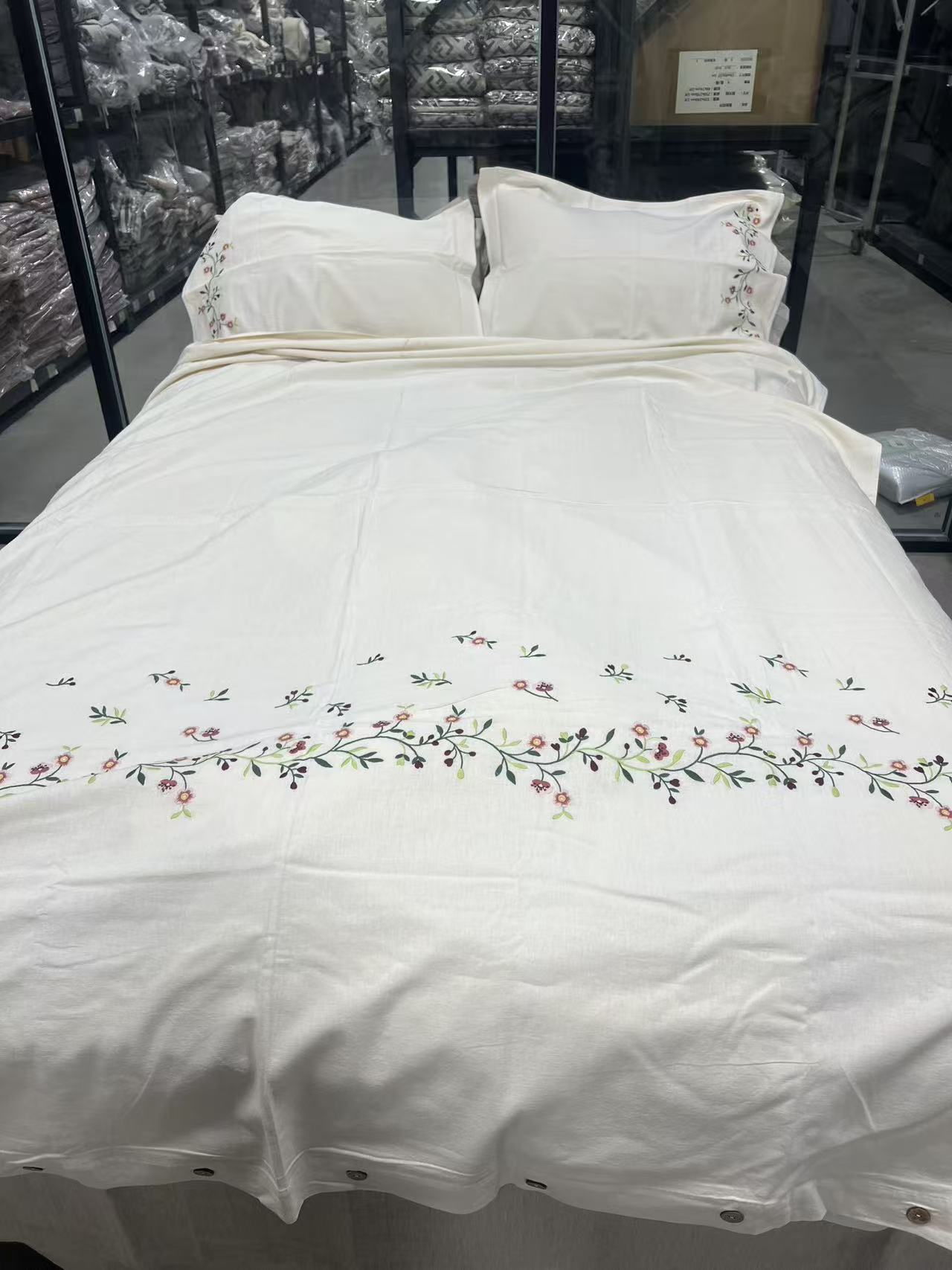 汉麻暗香本白色刺绣四件套4JT0036-03