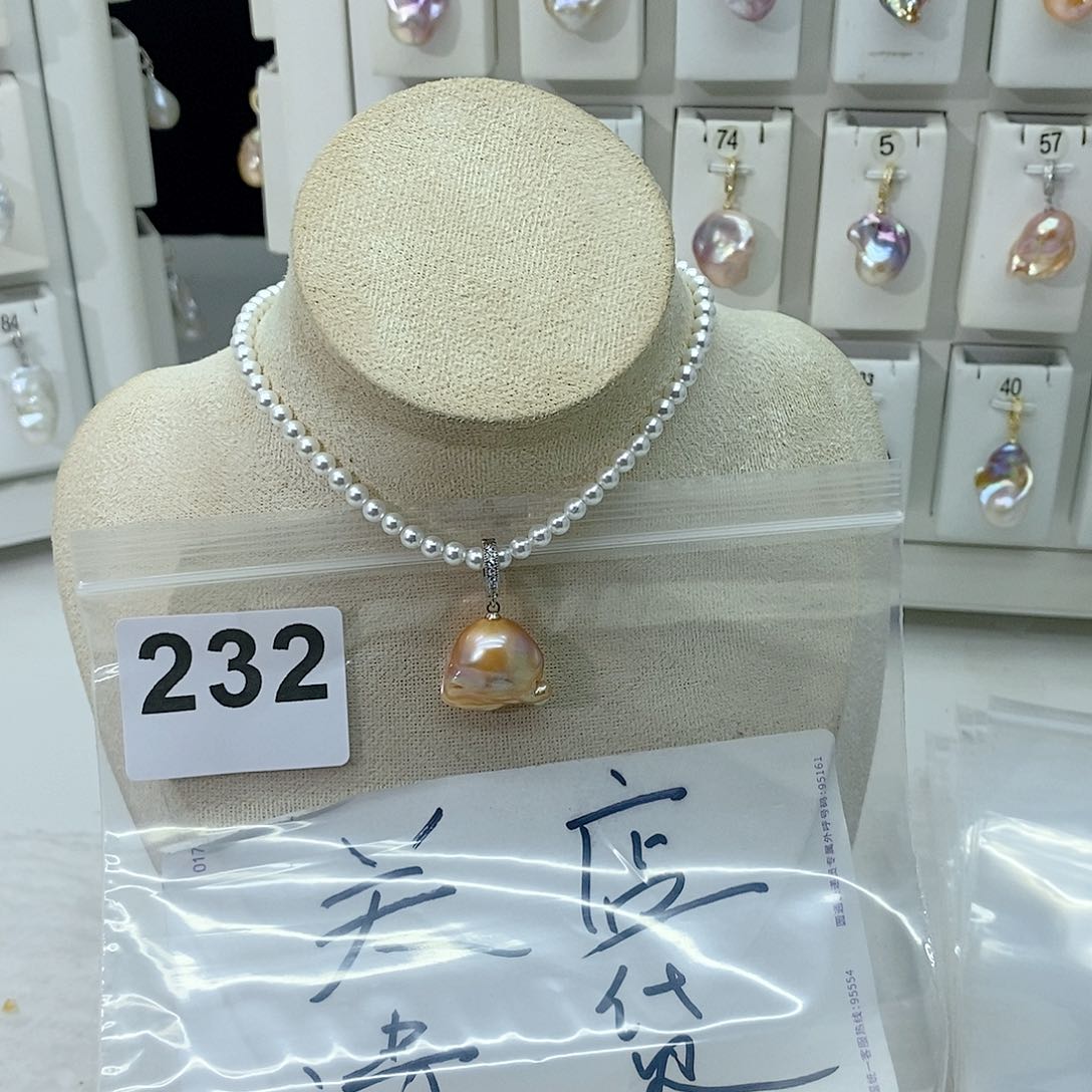淡水珍珠颈饰合金