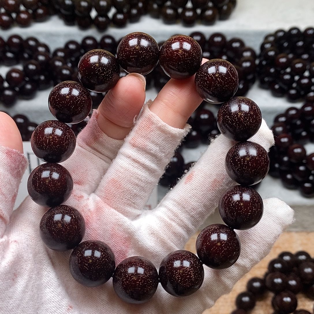 檀香紫檀（小叶紫檀）沐*?