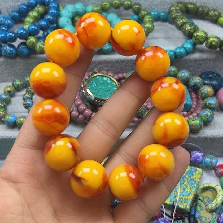 未镶嵌琥珀裸石666