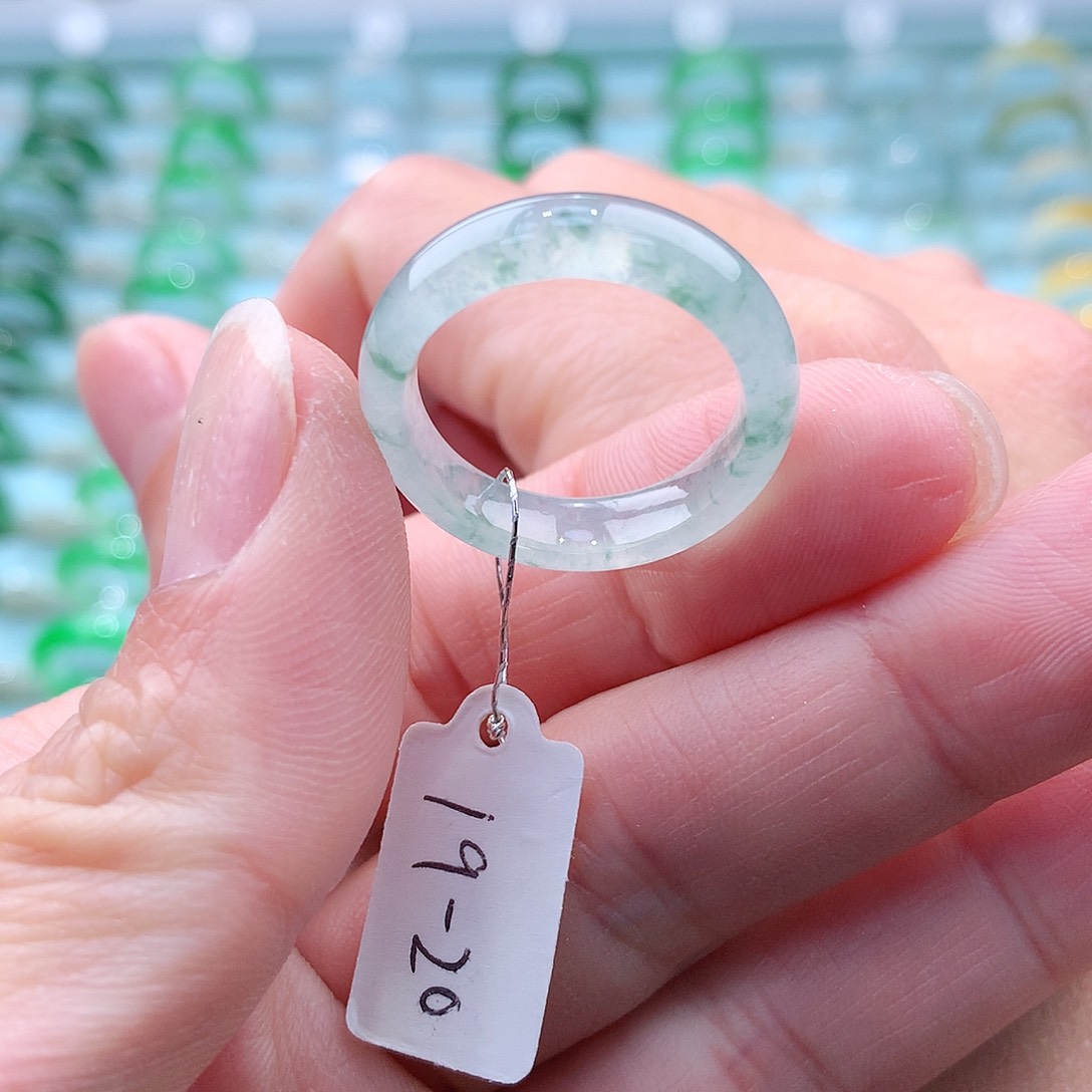 翡翠戒指未镶嵌A货缅甸翡翠