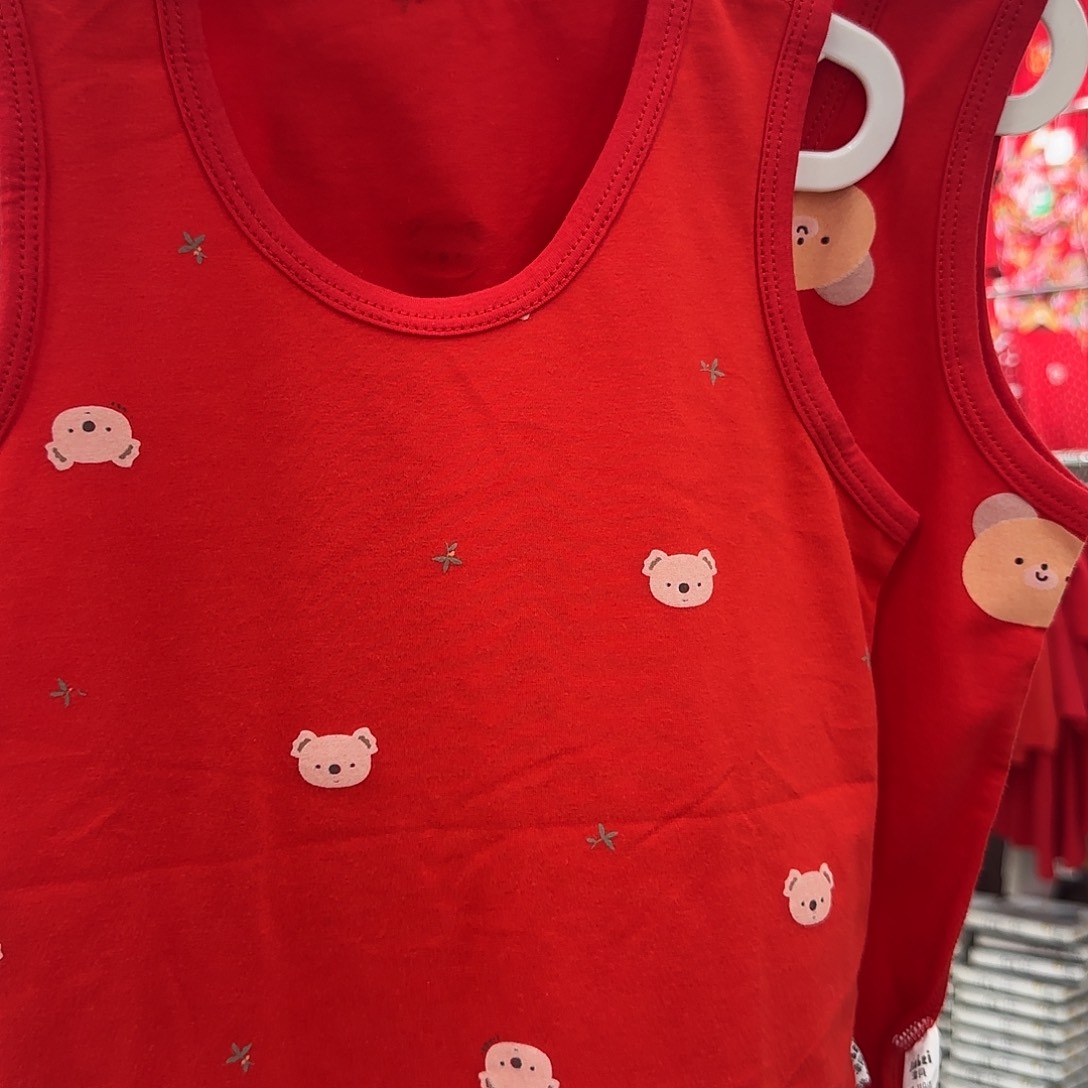 118码背心2件衣服