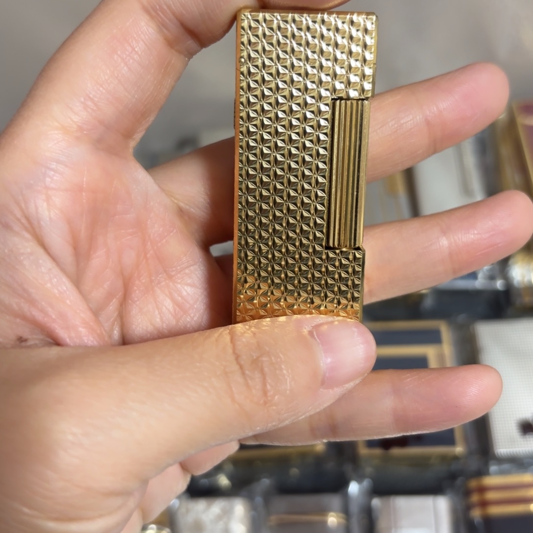 都登卡中古打火机