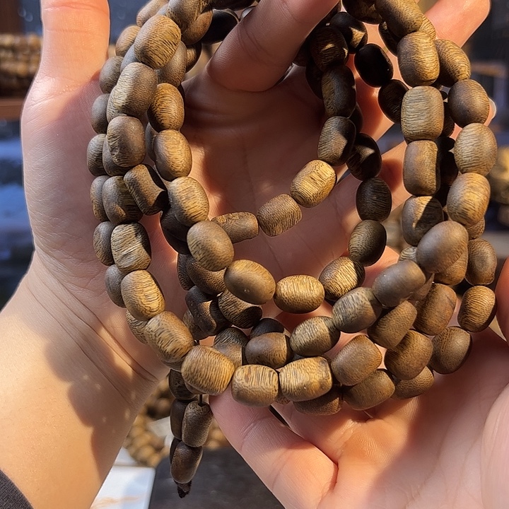 沉香手串10mm多圈留疤38克多样性发一条