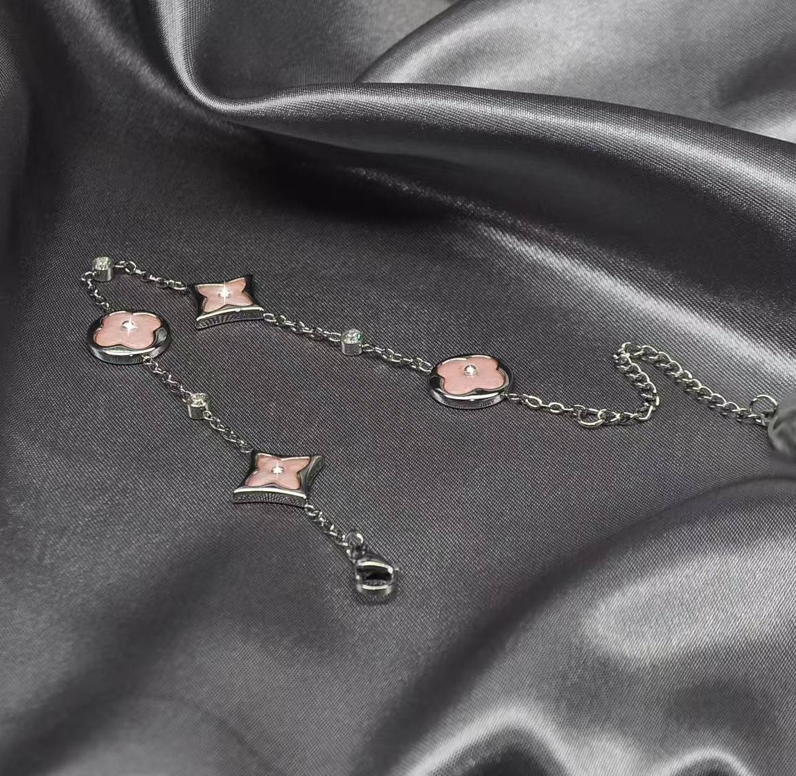 钛钢贝壳手链 法式浪漫粉色手链116