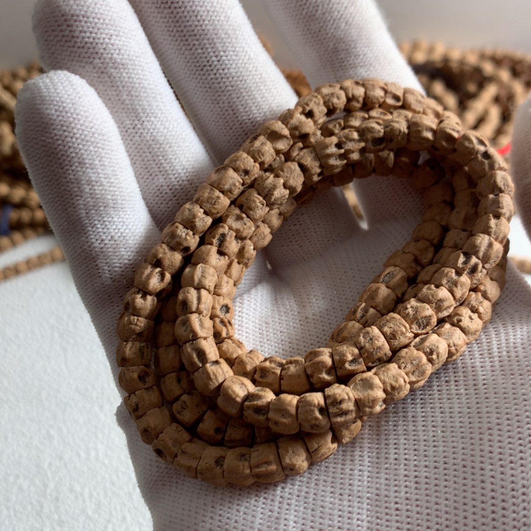 柏香籽/百香籽吊坠