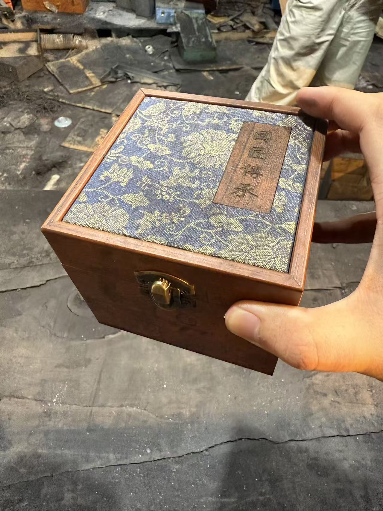 【闪购商品】浮雕龙凤影雕主人杯品茗杯（无礼盒）@@@@@@@@@@