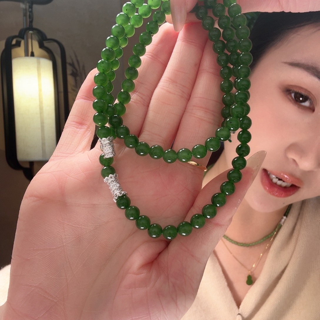 和田玉颈饰未镶嵌