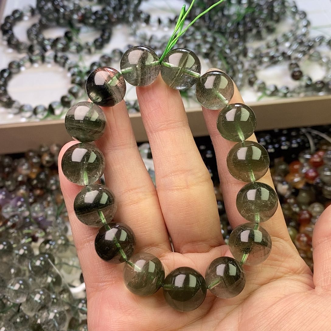 水晶手串未镶嵌豁*卡15