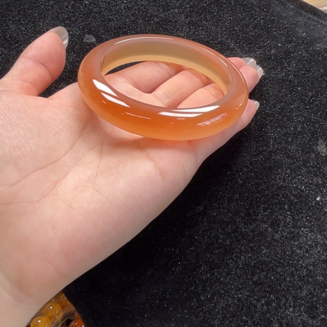 手镯玛瑙/玉髓未镶嵌