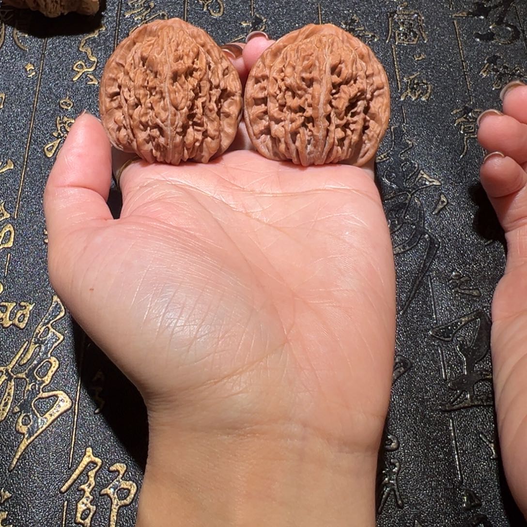 文玩核桃吊坠四座楼42手把件135