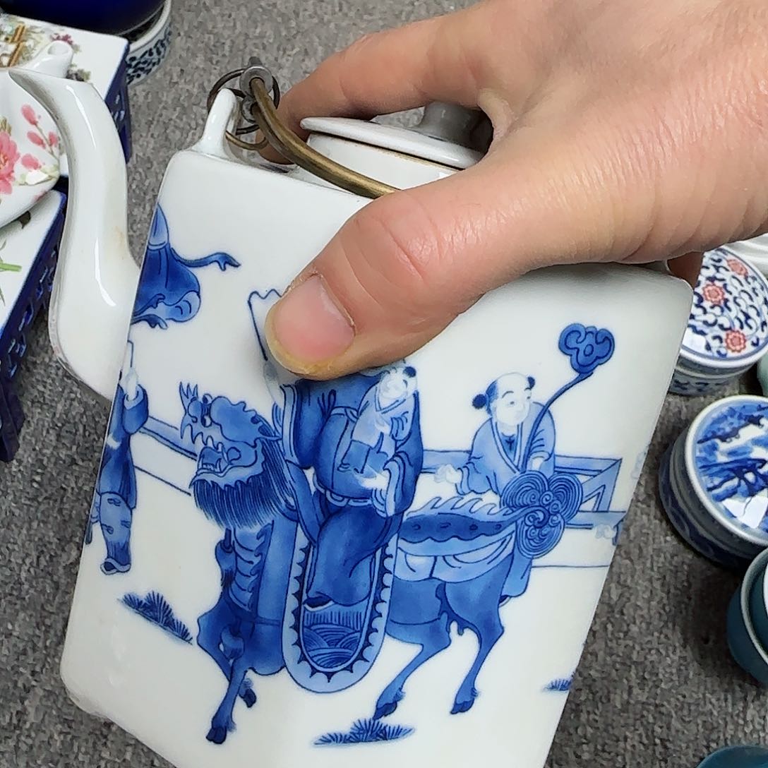 摆件瓷器的工艺技术水平