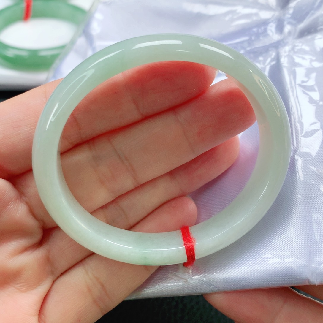 未镶嵌手镯翡翠53贵妃