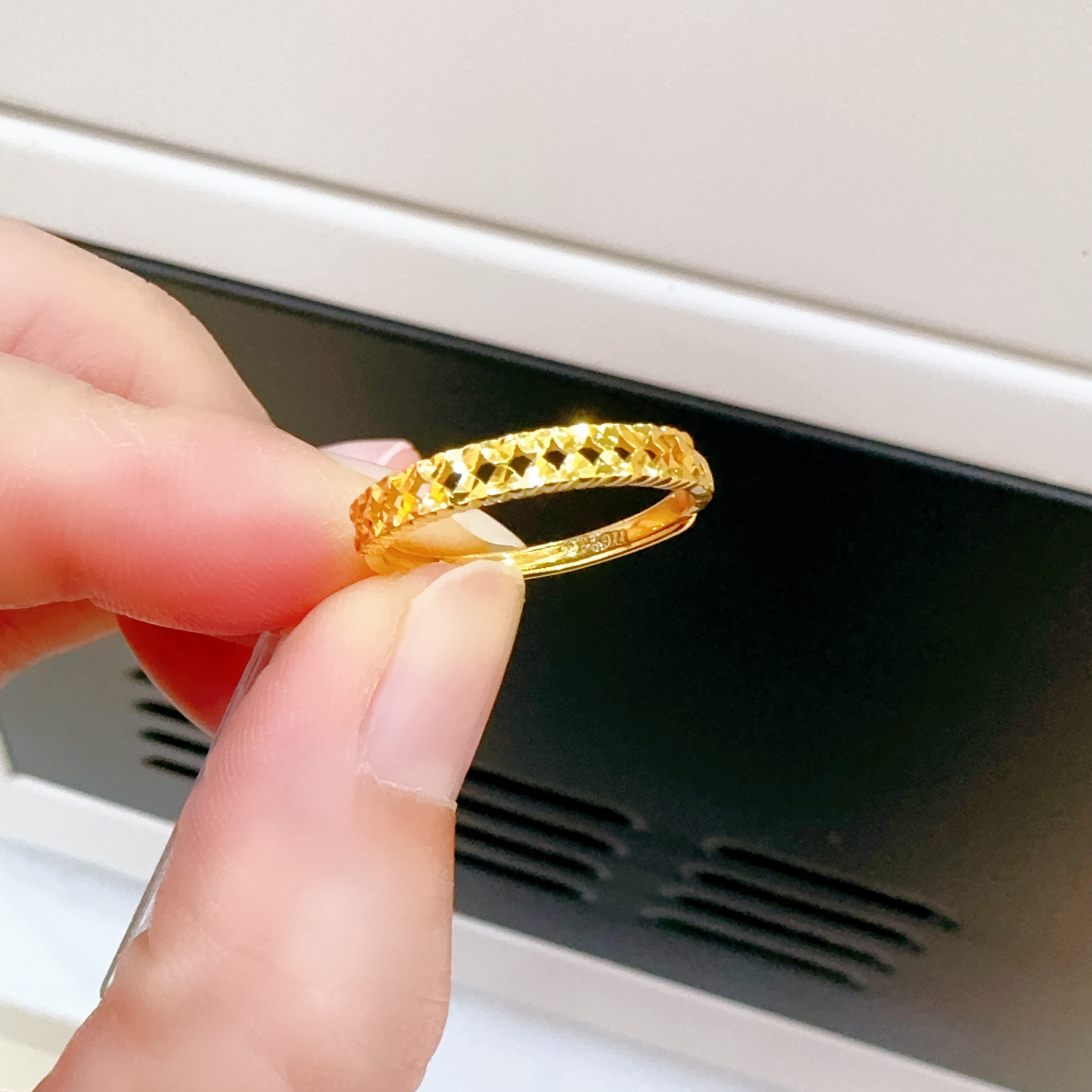 足金999戒指2.29克