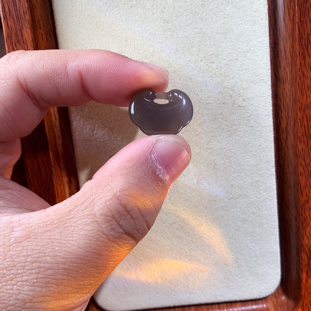 和田玉未镶嵌颈饰和田玉 200