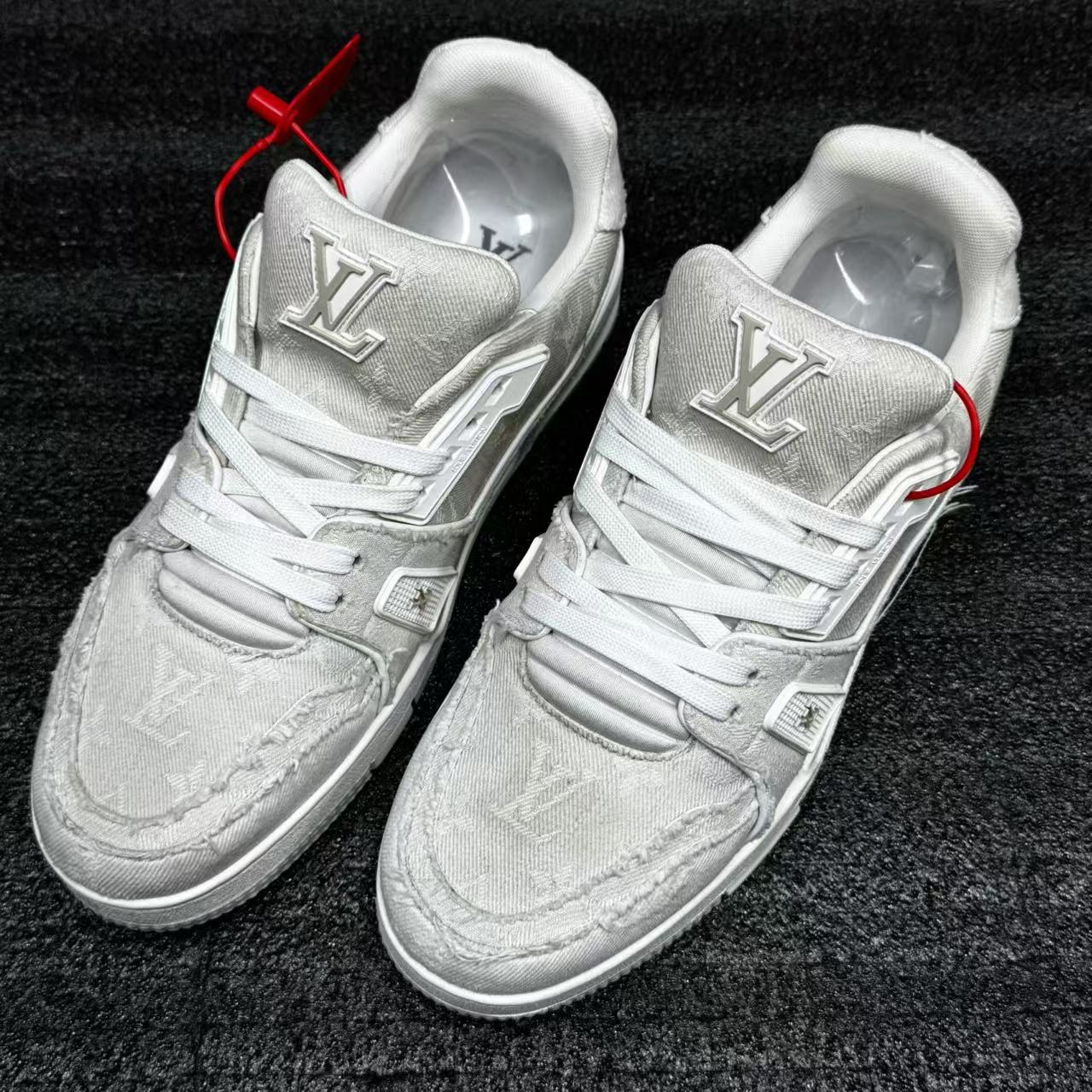 【海蜀黍特惠】LouisVuitton/路易威登经典破坏白牛仔Trainer板鞋