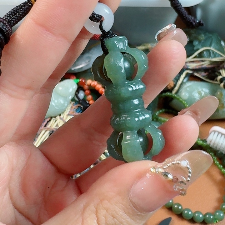 和田玉挂件未镶嵌