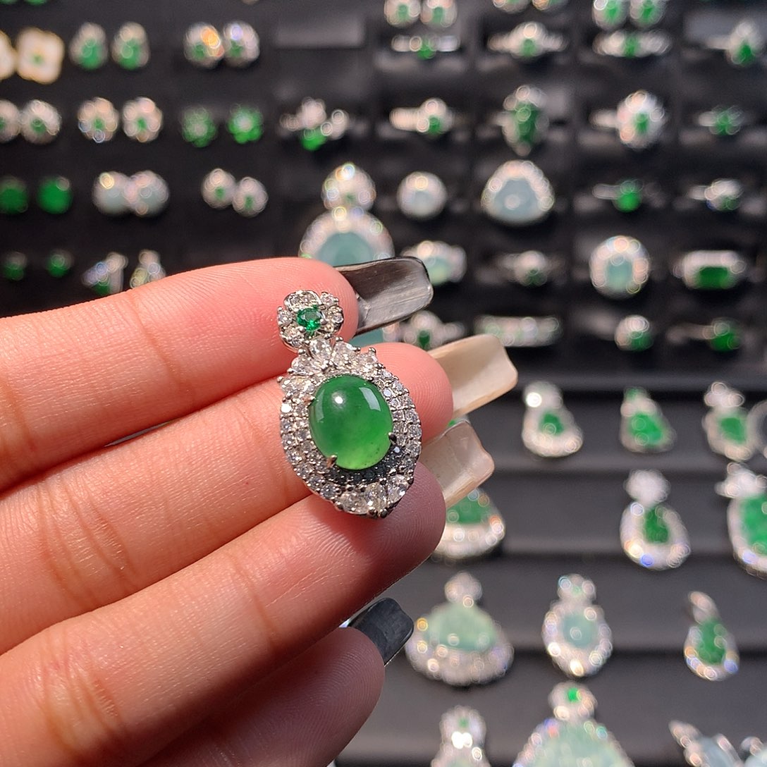 翡翠未镶嵌吊坠(不含链)