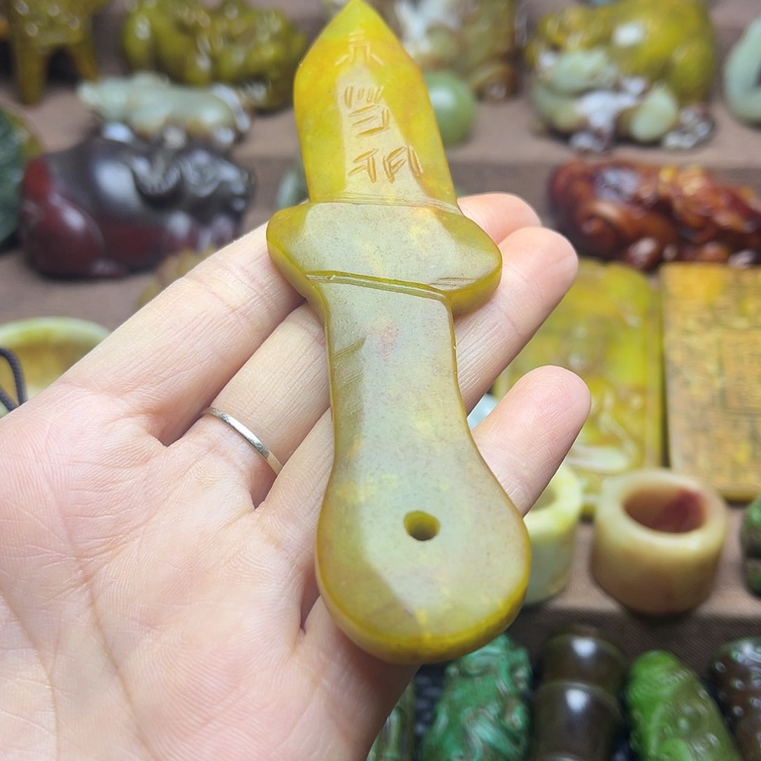 白玉菩提吊坠147。。