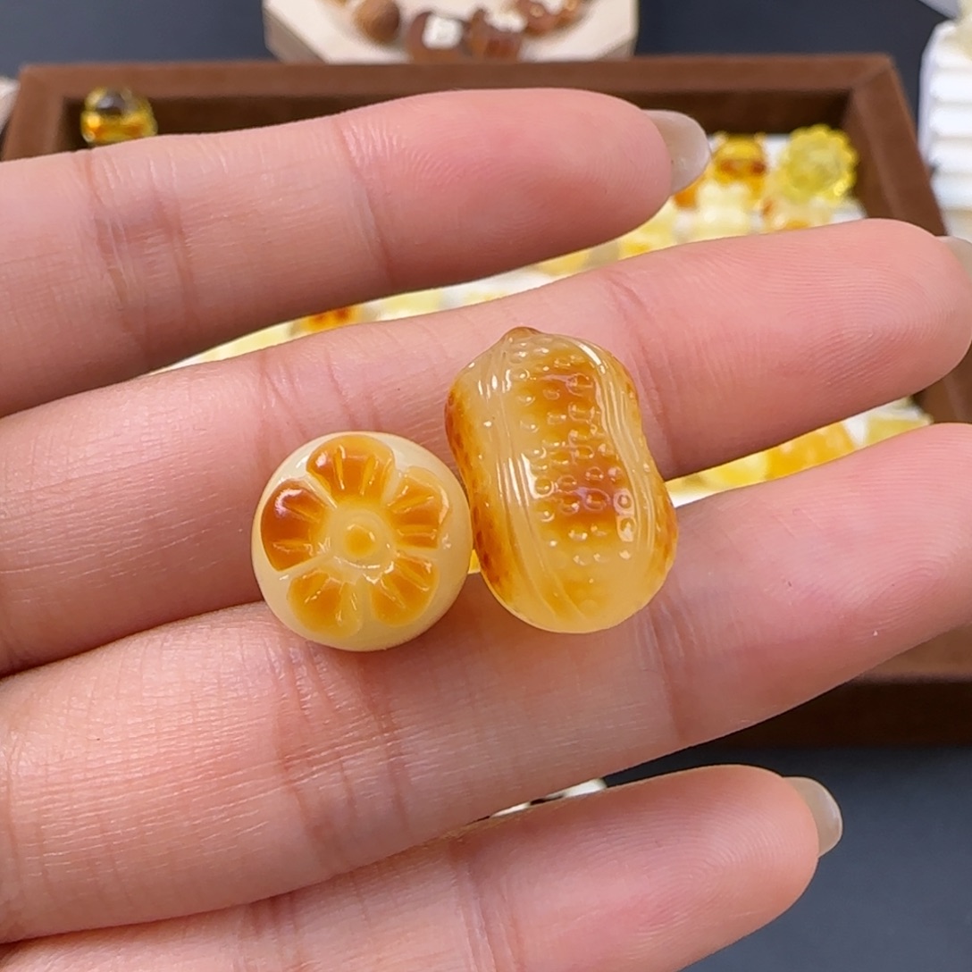 琥珀未镶嵌珠宝奇石早****好
