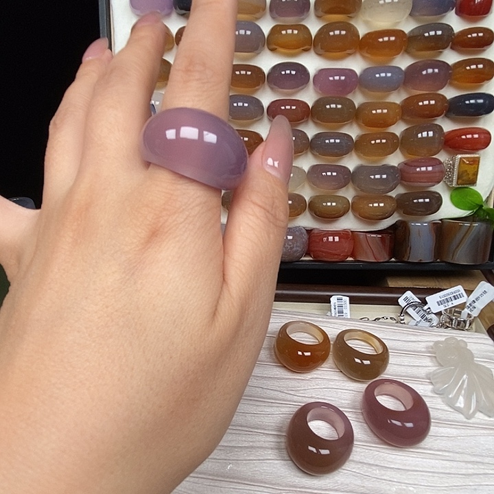 7***⁷玛瑙/玉髓未镶嵌戒指