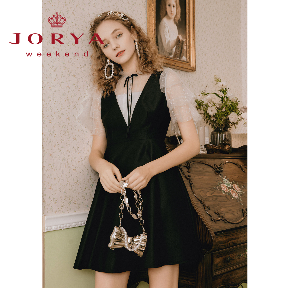 德鲁纳系列|蝴蝶结拼接收腰赫本小黑裙EJWCBR60