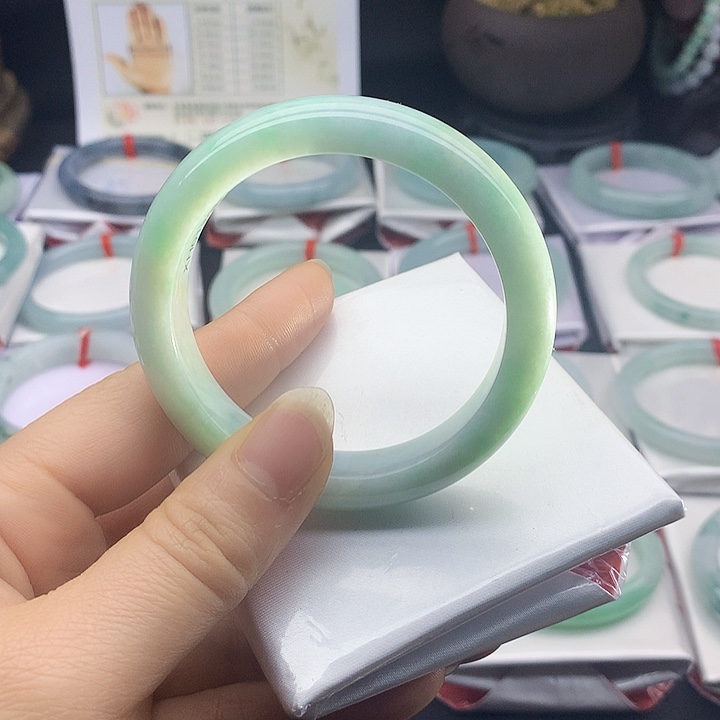 翡翠未镶嵌手镯缅甸天然翡翠A货54.6