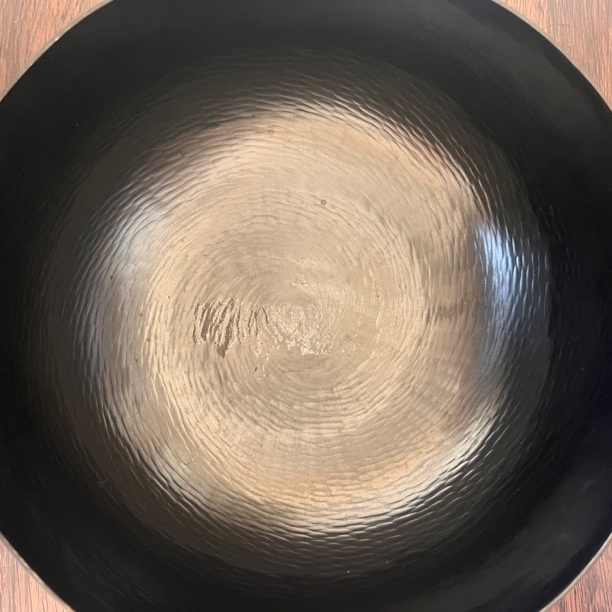 处理一口章丘铁锅！锤子印款！不支持售后！特价处理！尺寸28