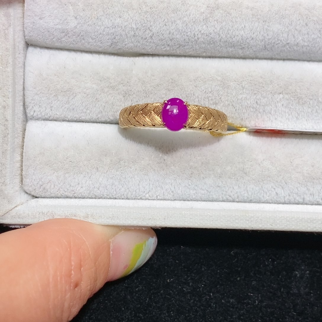 苏纪石（舒俱来）18K金镶嵌戒指