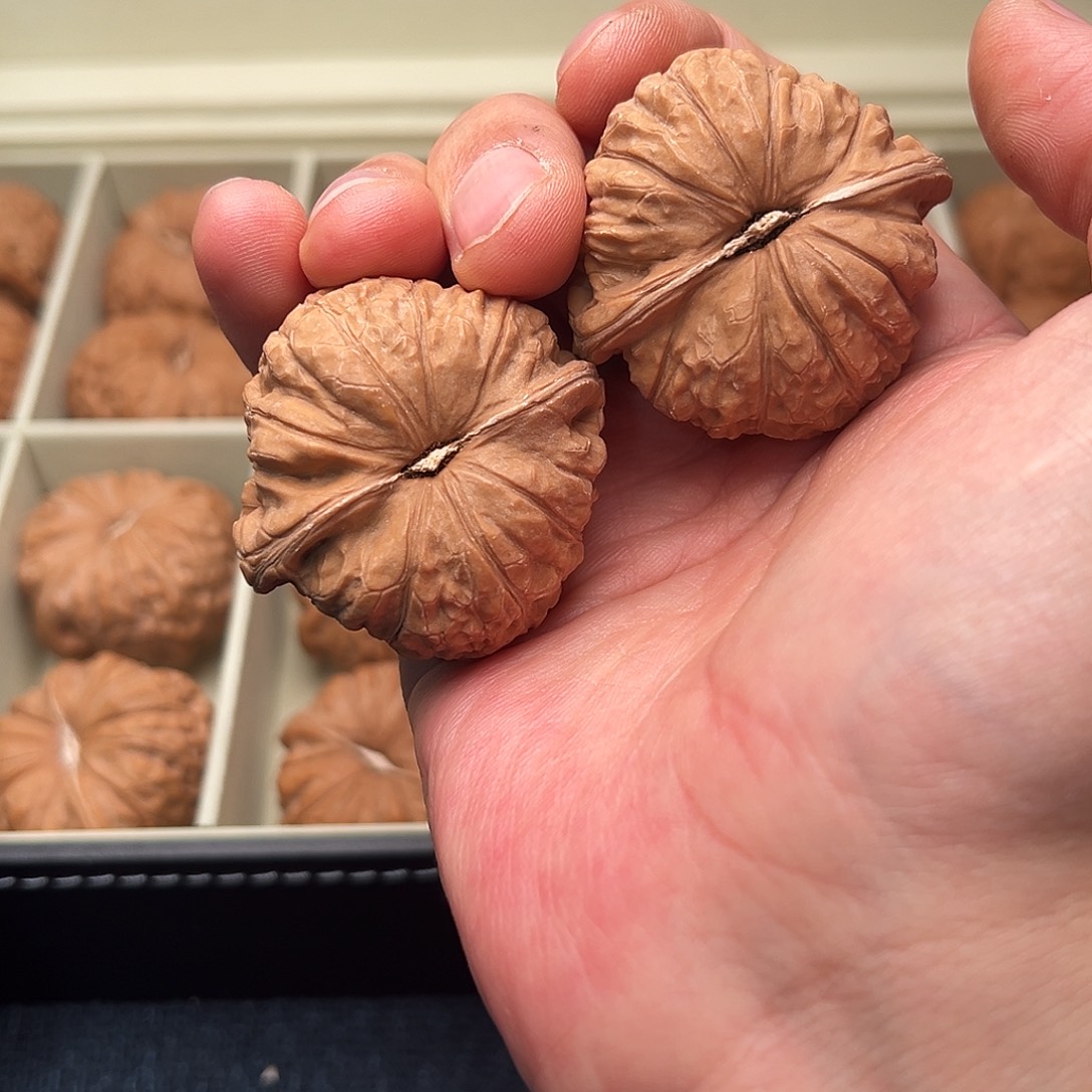 为***来把件文玩核桃514为伊人