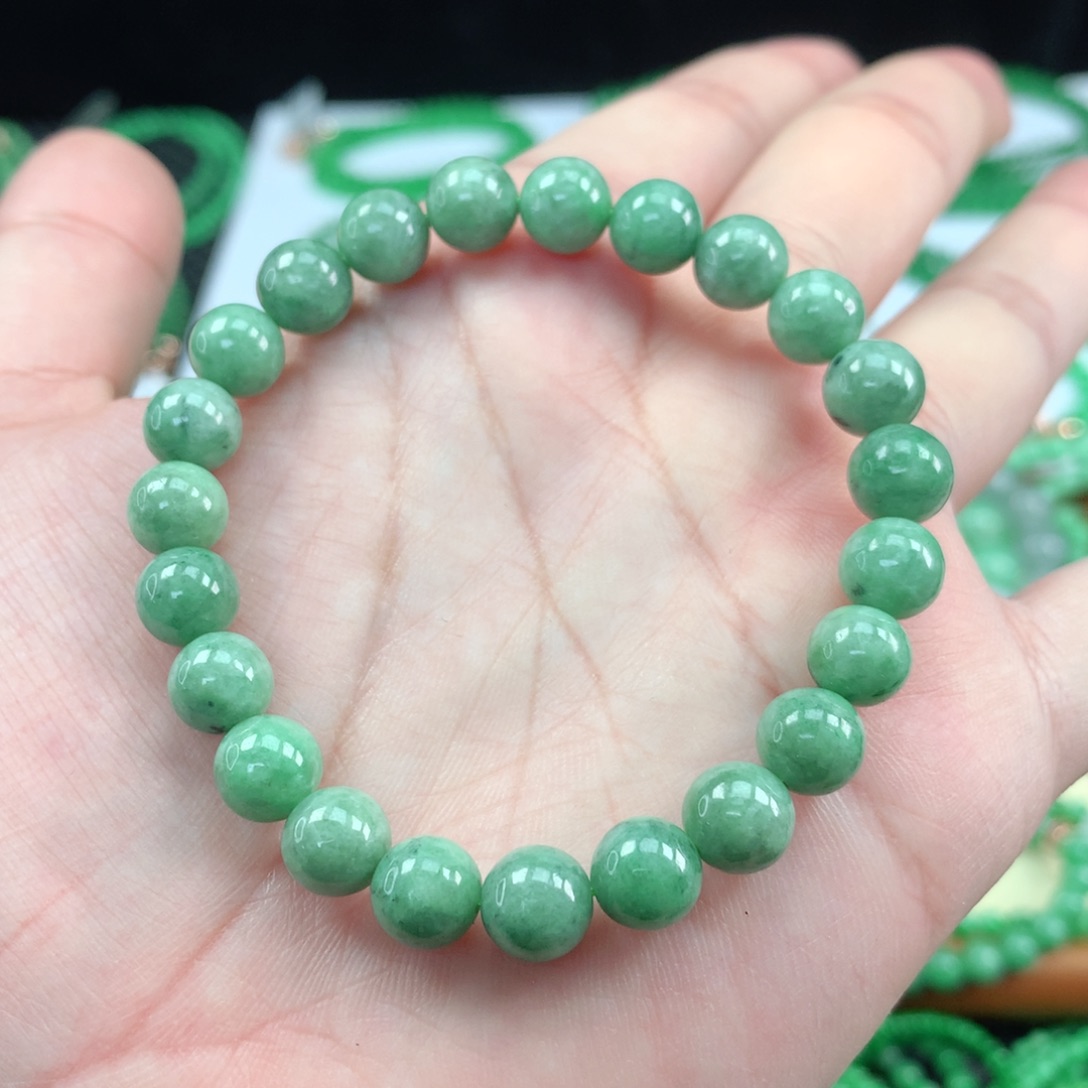 翡翠手链未镶嵌翡翠