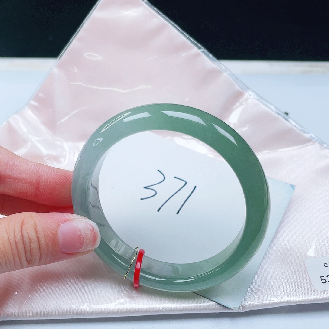 翡翠未镶嵌手镯53正圈