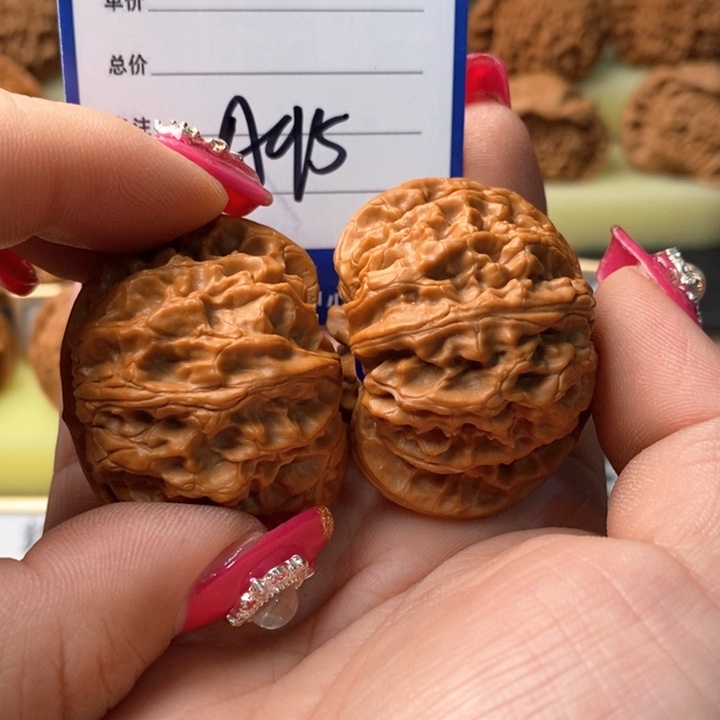 桃核吊坠英*大苹果大苹果