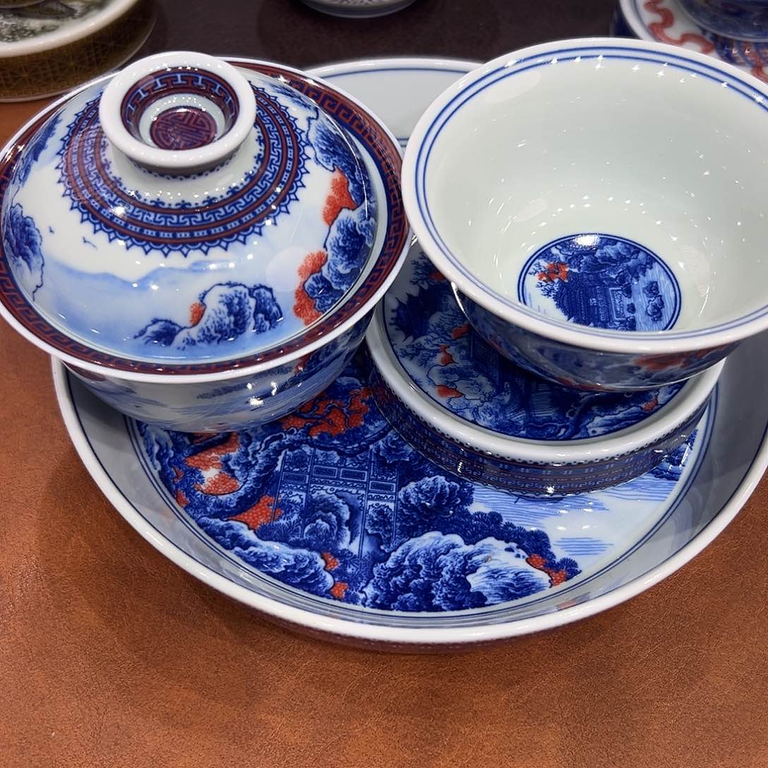 摆件好咯家里来咯来来来咯莫