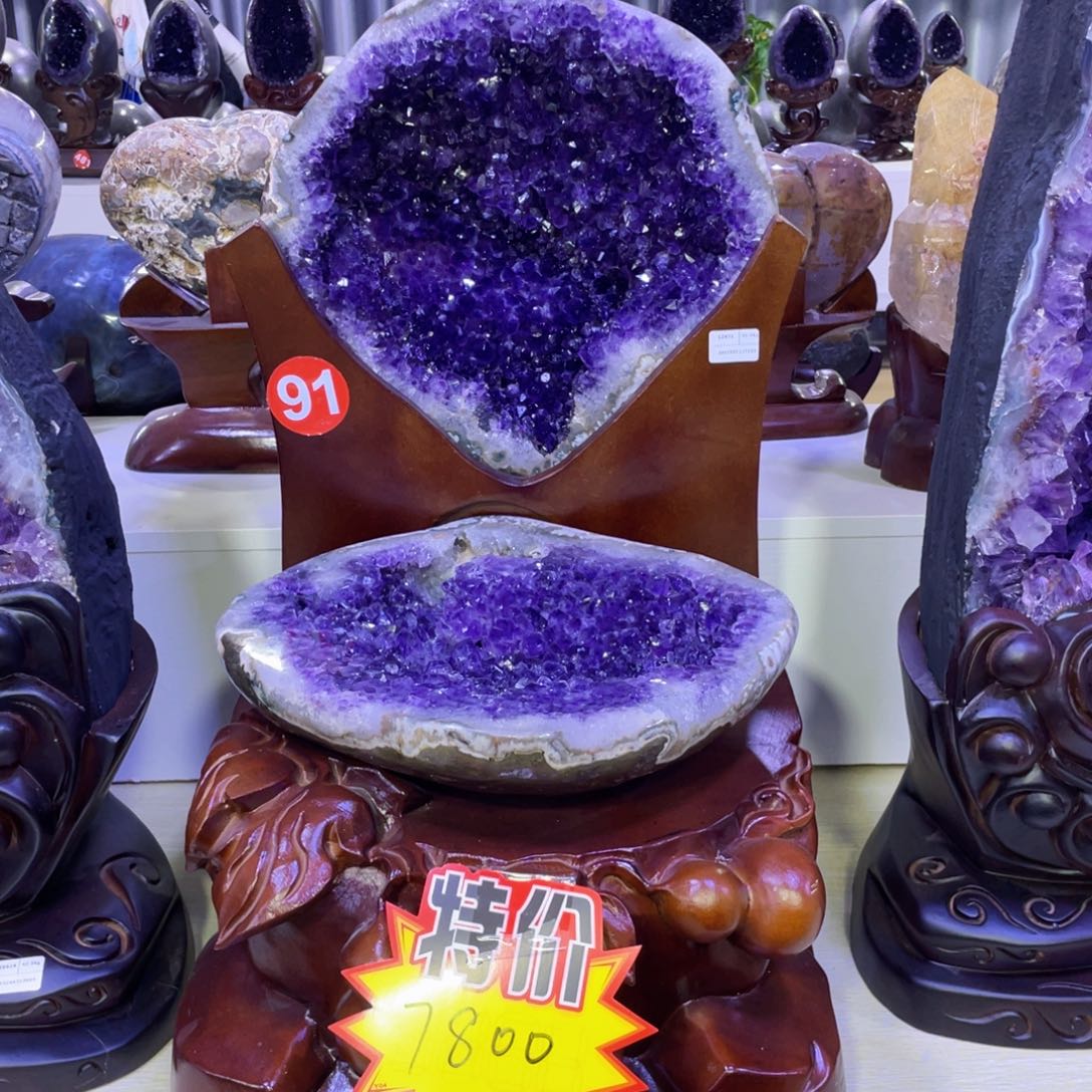 乌拉圭紫水晶摆件