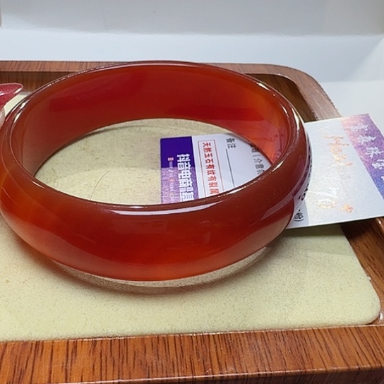 玛瑙/玉髓手镯未镶嵌安****店