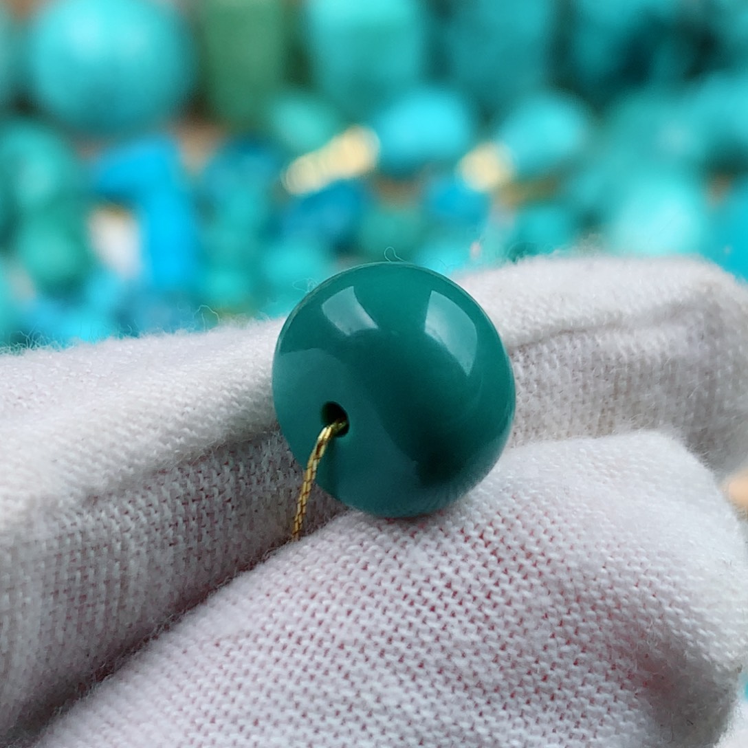 未镶嵌绿松石珠宝奇石