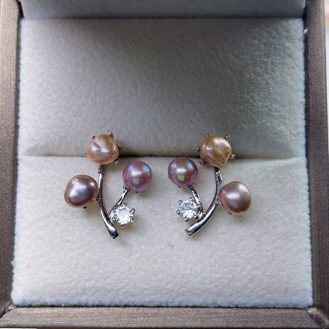 淡水珍珠耳饰未镶嵌