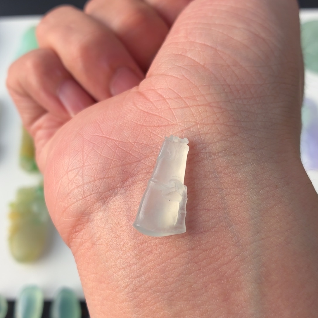 定制翡翠未镶嵌666