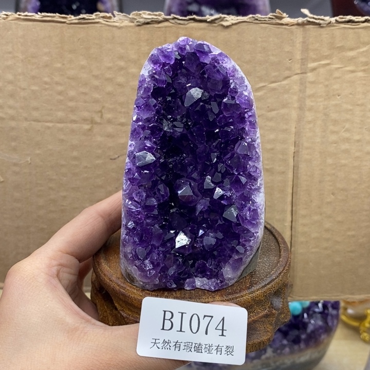 未镶嵌大型摆件（非配饰）水晶