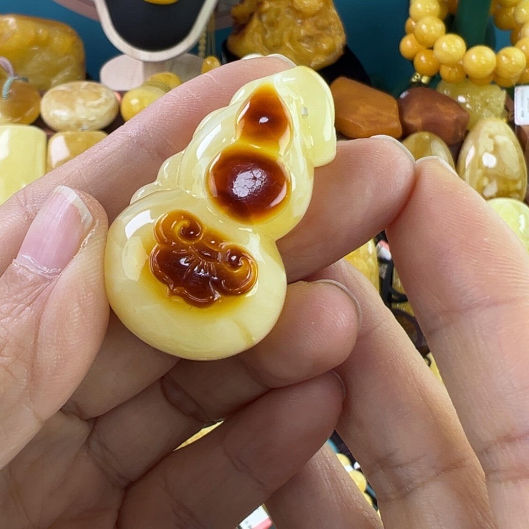 蜜蜡吊坠(不含链)未镶嵌